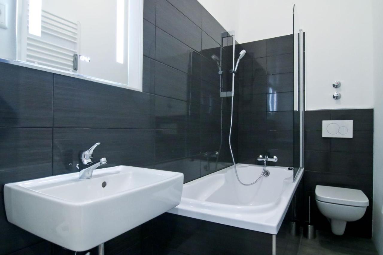 Apartmondo Ferienwohnungen Wuppertal Wichlinghaus מראה חיצוני תמונה